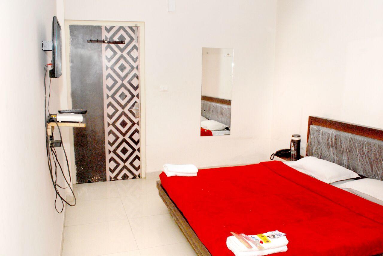 Hotel Harish Palace Agra  Kültér fotó